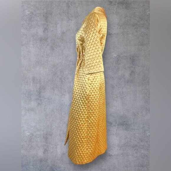 Vintage Sears Gold Quilted Robe - Picture 3 of 6